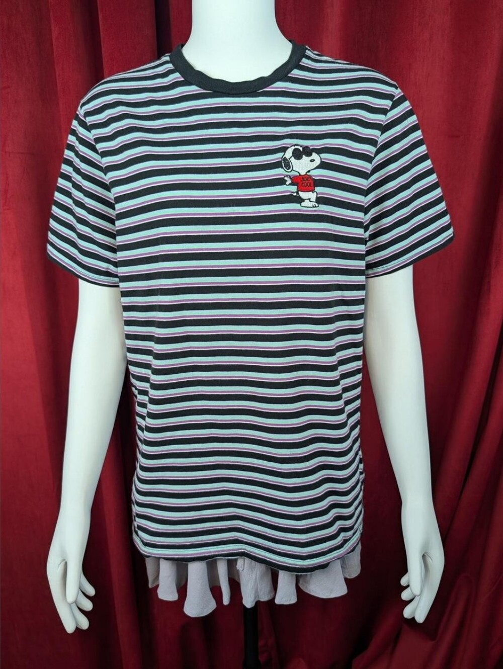 2020 Peanuts Snoopy Joe Cool Embroidered Patch Horizontal Striped Cotton Tee